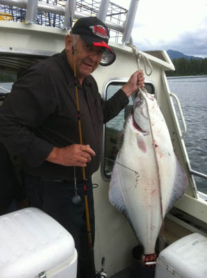 2012_aug-20-21-21-larry-lawrence-nestrovich-and-family-32-coho-7-halibut-75-lb-5-grey-cod-23-crab